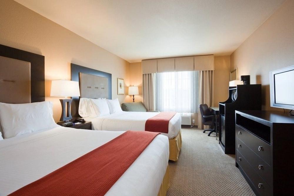 Holiday Inn Express & Suites San Antonio Frost Bank Center By Ihg מראה חיצוני תמונה
