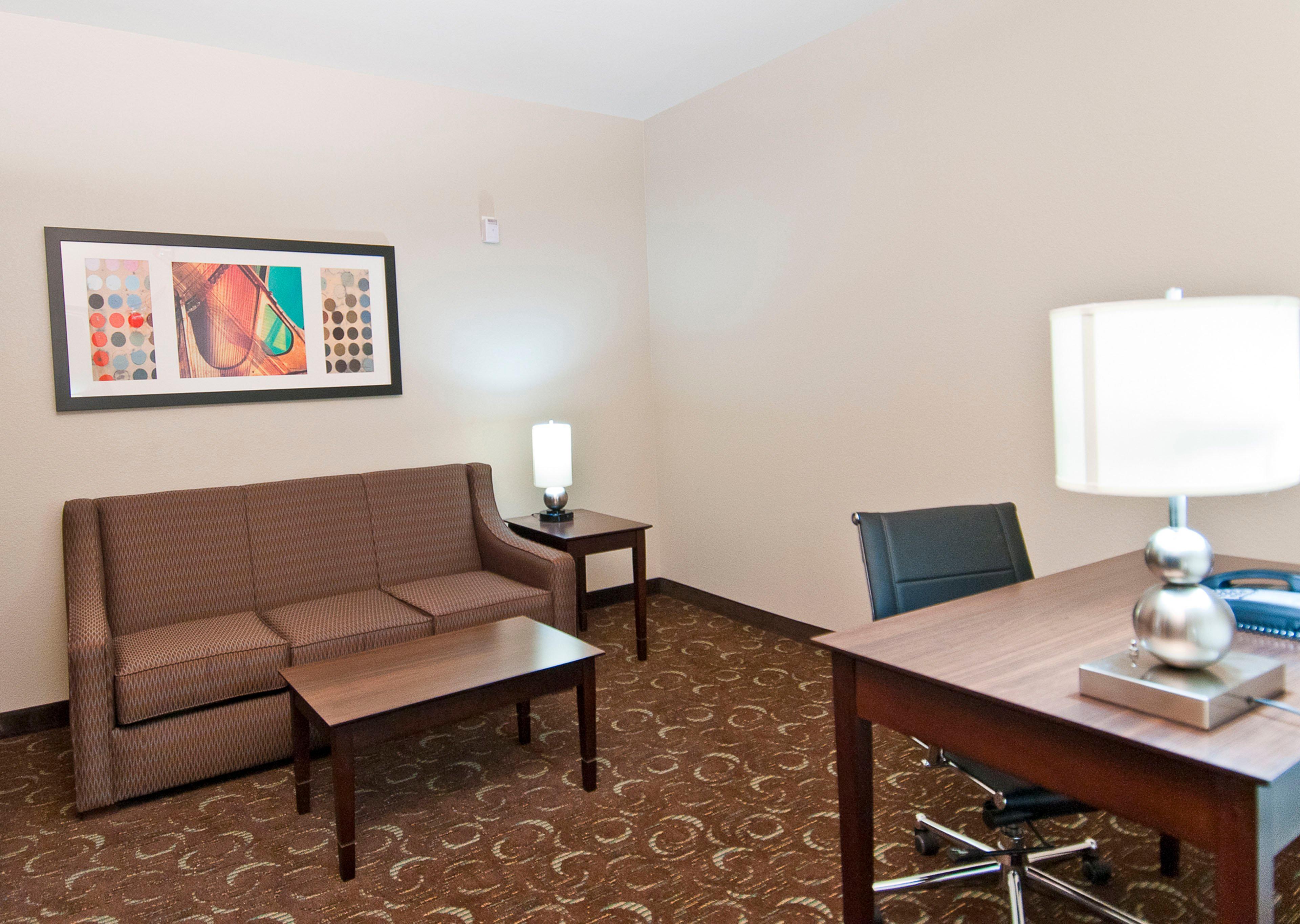 Holiday Inn Express & Suites San Antonio Frost Bank Center By Ihg מראה חיצוני תמונה