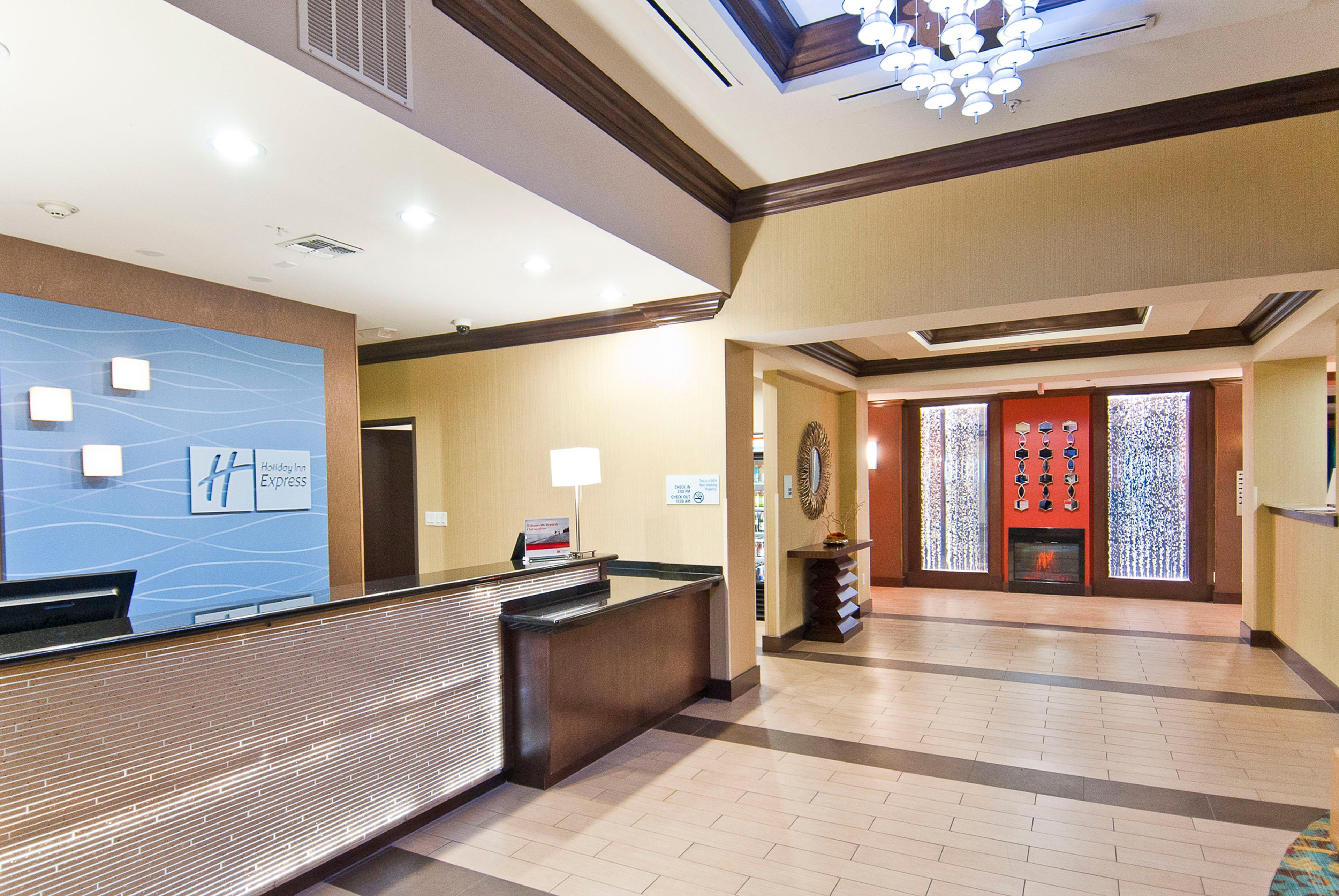 Holiday Inn Express & Suites San Antonio Frost Bank Center By Ihg מראה חיצוני תמונה