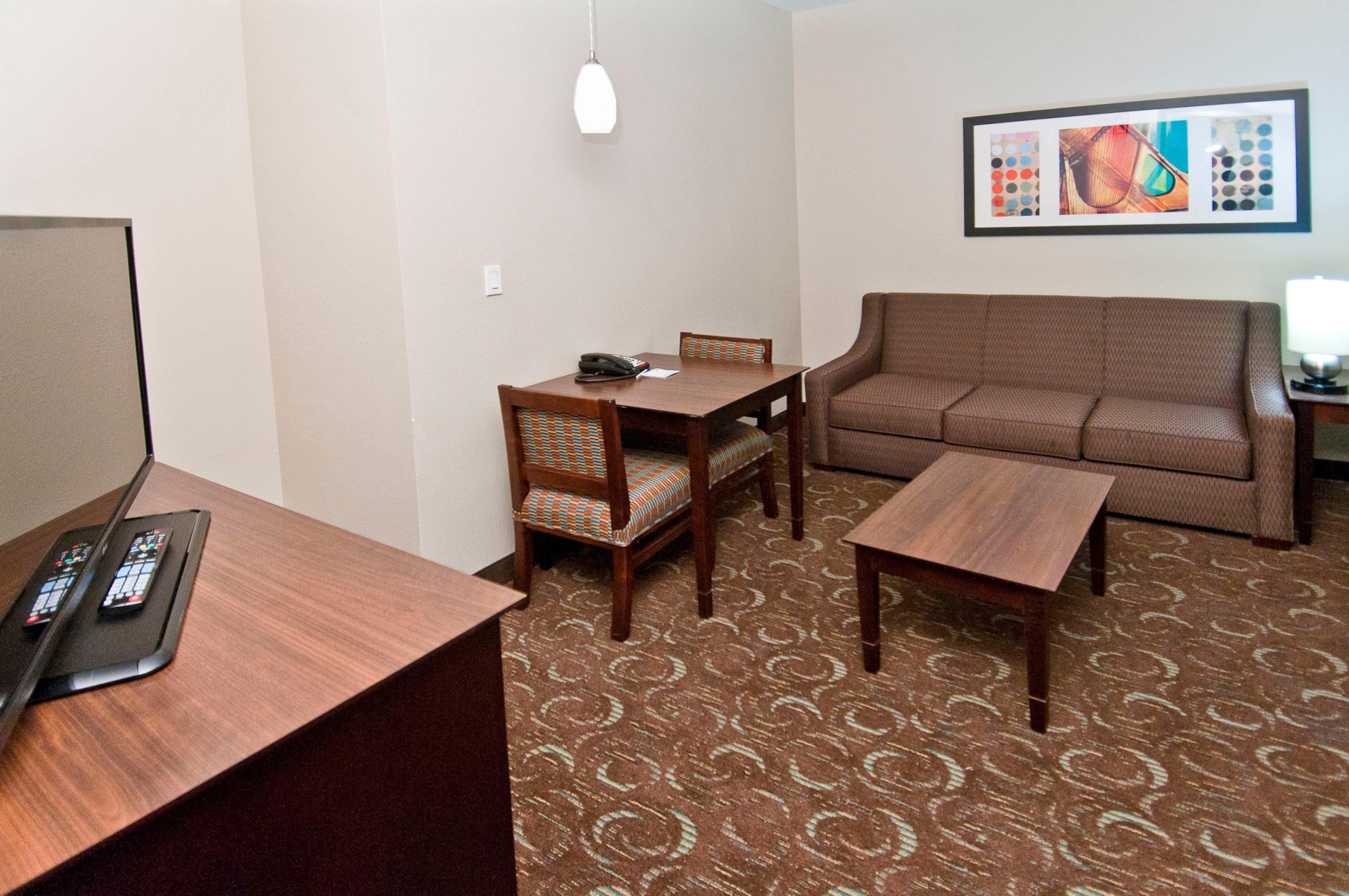 Holiday Inn Express & Suites San Antonio Frost Bank Center By Ihg מראה חיצוני תמונה