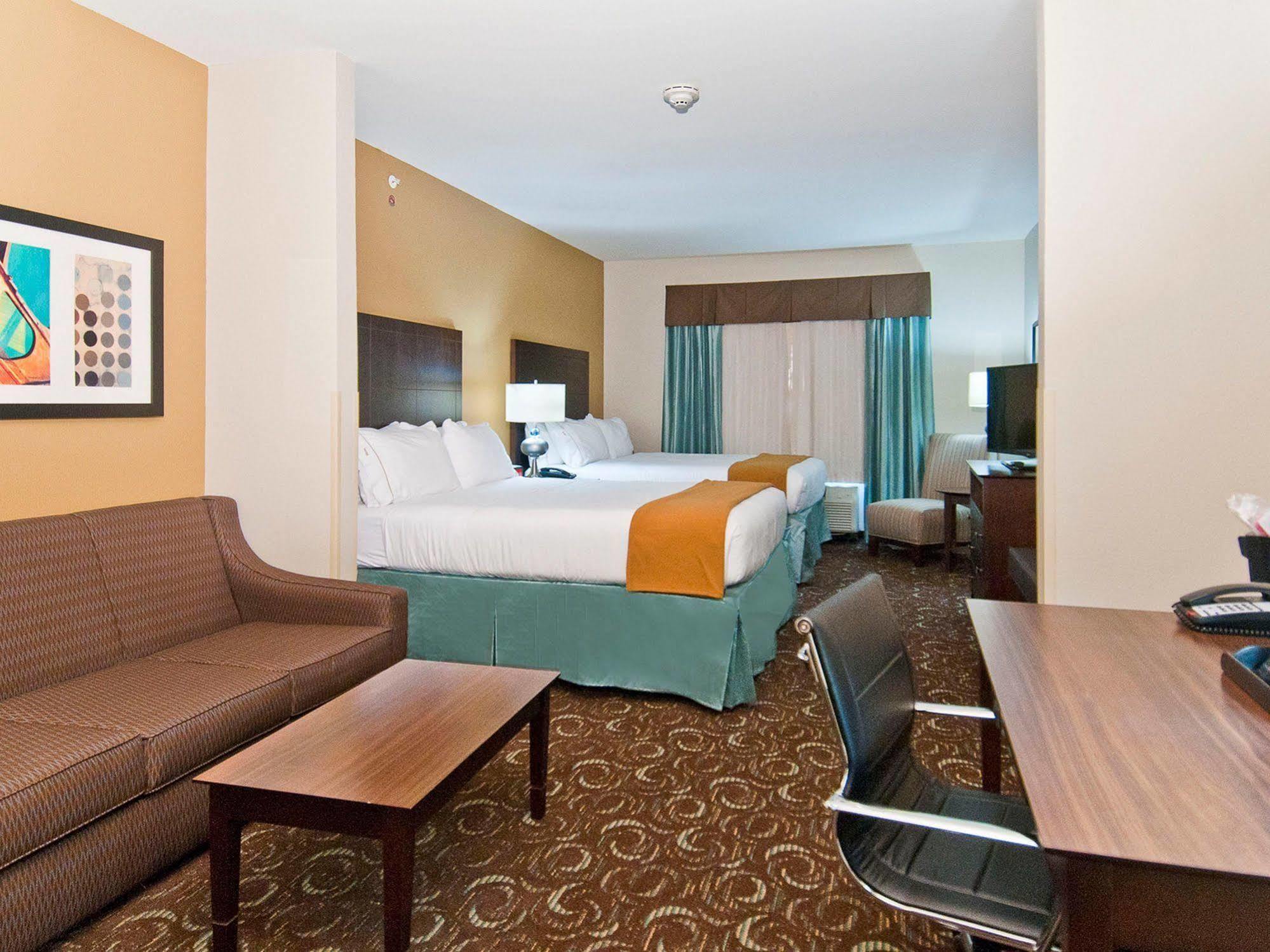 Holiday Inn Express & Suites San Antonio Frost Bank Center By Ihg מראה חיצוני תמונה